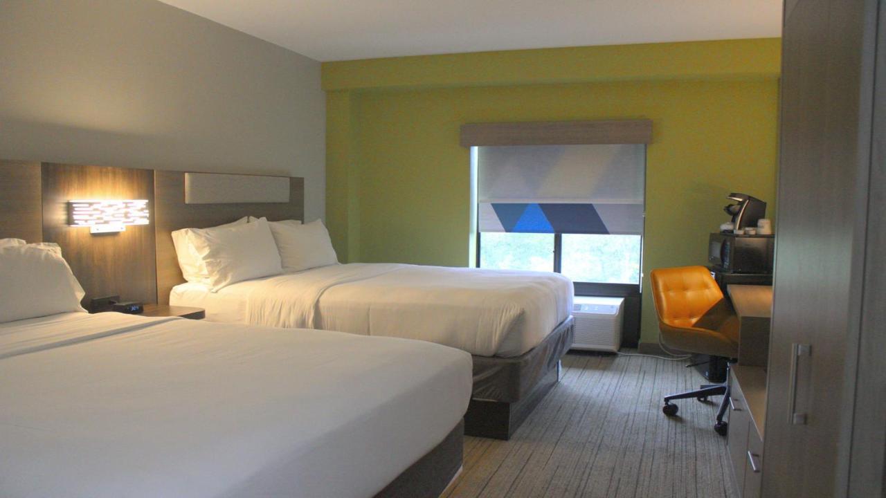 Holiday Inn Express & Suites Wilson-Downtown By Ihg Exterior foto